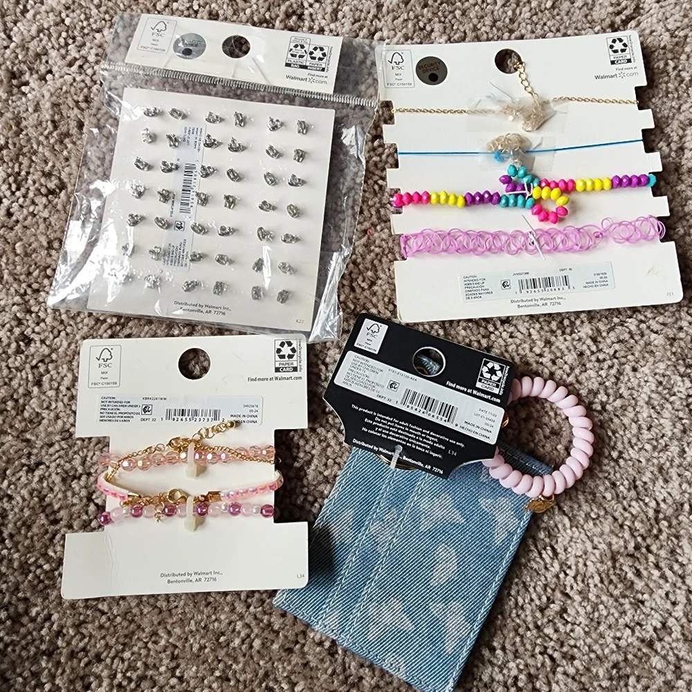 N/A stud keychain brand